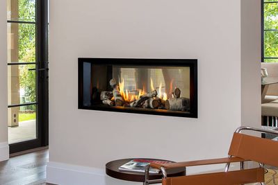 Valor: L1 See-Through Fireplace